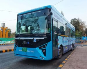 How to reach Powai lake