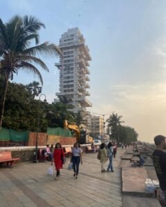 Top 10 Places to Visit in Mumbai with Friends Top 10 places to visit in Mumbai with Friends