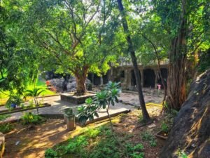Mahakali Caves 
