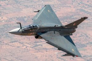 फाइटर जेट क्रैश हुआ Dubai Air Show Tejas, पायलट की मौत Dubai Air Show Tejas Crash
