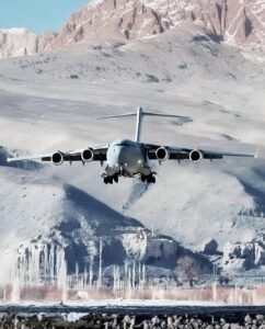 Nyoma Airbase Ladakh: भारत का नया हाई-ऑल्टिट्यूड एयरबेस, जो चीन बॉर्डर पर गेमचेंजर साबित होगा! Nyoma Airbase Ladakh